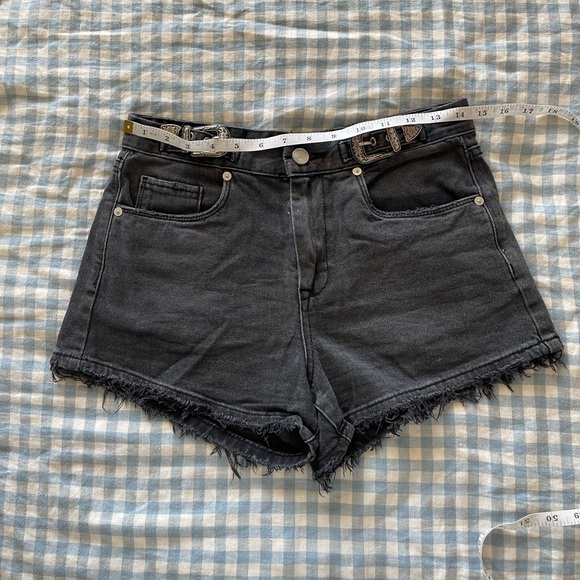BLANK NYC WASHED BLACK DENIM BARROW SHORTS | Sz 26 - Picture 3 of 9